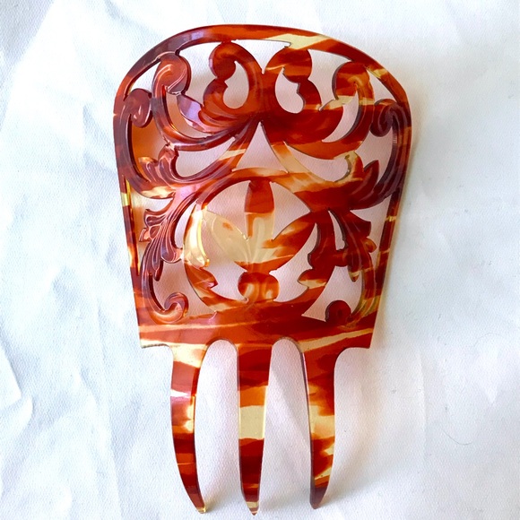Accessories - Valencia Celluloid Tortoiseshell Hair Comb